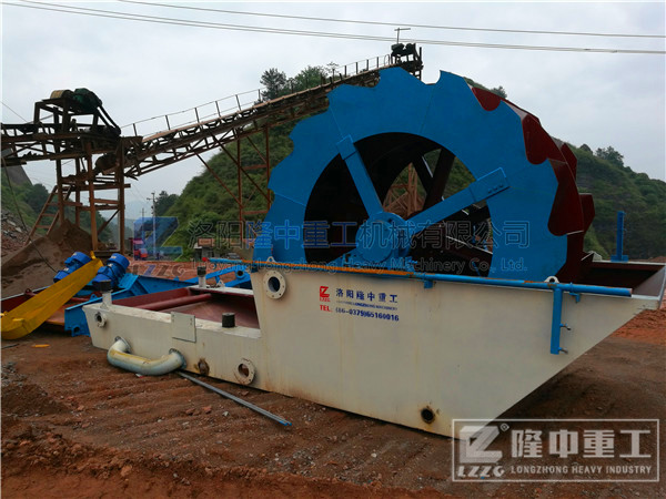 維護(hù)輪斗洗砂機(jī)應(yīng)該做哪些方面的工作？