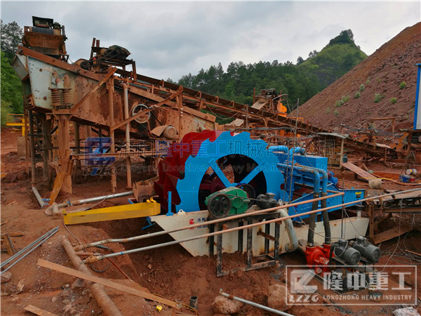 輪斗洗砂機使用不久就出現(xiàn)問題該怎么辦？